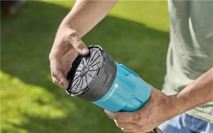 Produktbild Gardena Akku-Regenfasspumpe (Regenfasspumpe)