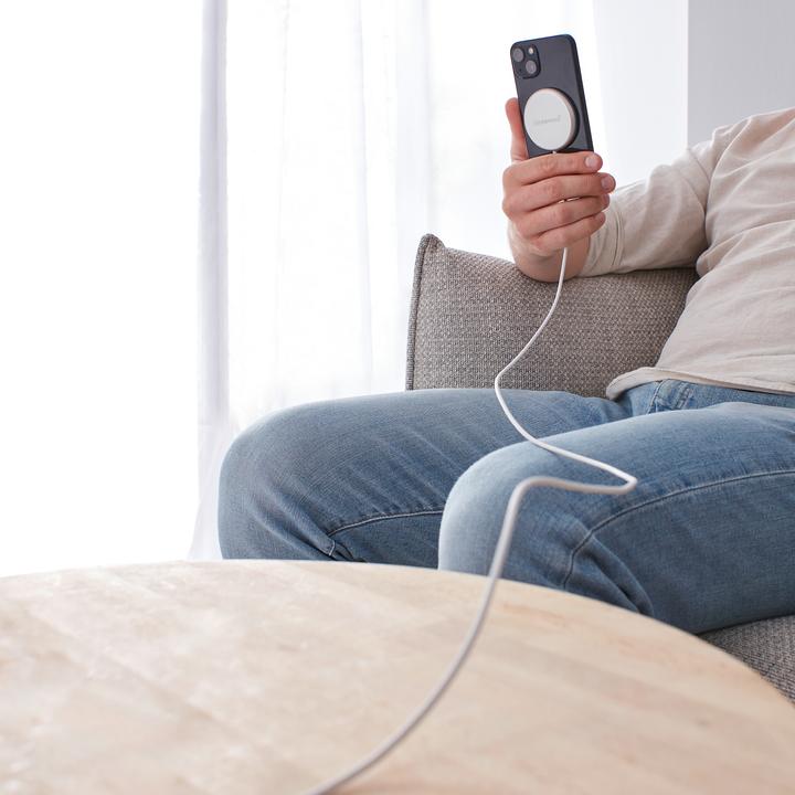 Produktbild Intenso Magnetic Wireless Charger MW1 weiss (15 W)