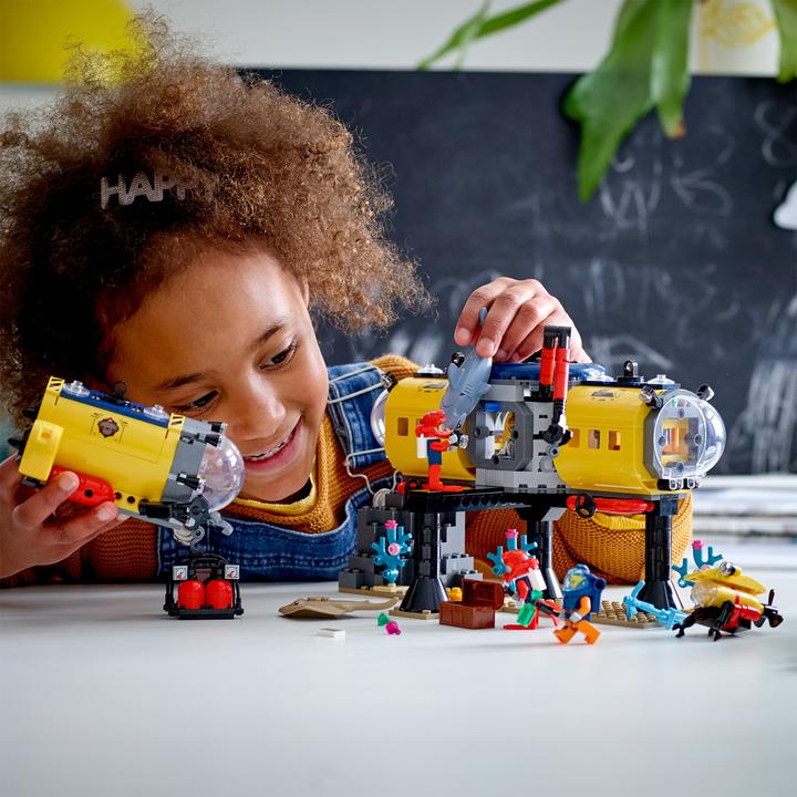 Actual product image LEGO Marine research base (60265, LEGO City)