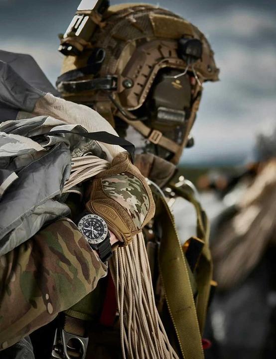 Immagine prodotto Luminox XL.3351.SET MiIL-SPEC (Lunetta girevole a sinistra, Fatto in Svizzera)