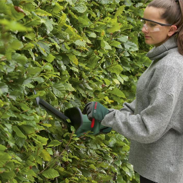 Actual product image Bosch Home & Garden EasyHedgeCut 18V-52-13 (Cordless hedgecutters)