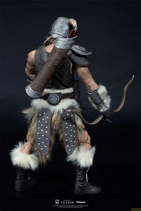 Immagine prodotto Purearts The Elder Scrolls V: Skyrim - Figura Deluxe del Dragonborn in scala 1:6