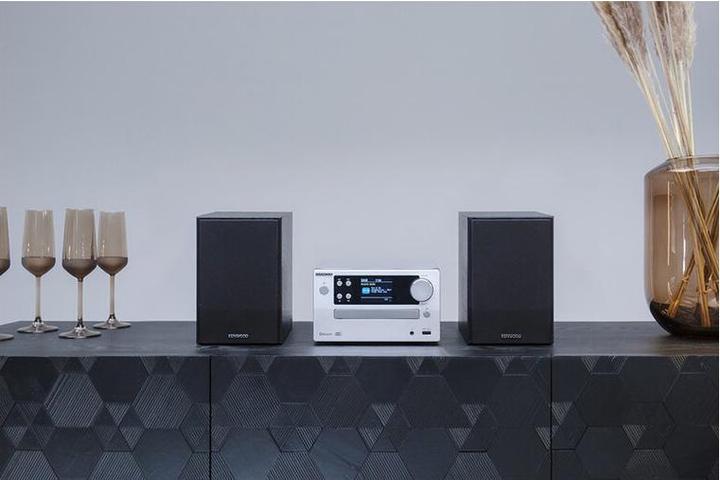 Produktbild Kenwood M-725 DAB (Bluetooth, CD Player, 1x 50 W)