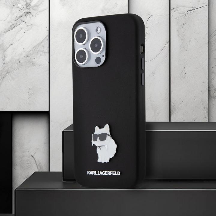 Immagine prodotto Karl Lagerfeld KLHCP15LSMHCNPK iPhone 15 Pro 6.1" czarny/nero Silicone Choupette Metal Pin (Apple iPhone 15 Pro)