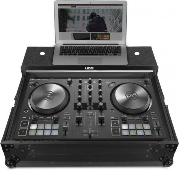 Image du produit UDG U91062BL Ultimate Flight Case NI Traktor Kontrol S2 MK3 Black Plus