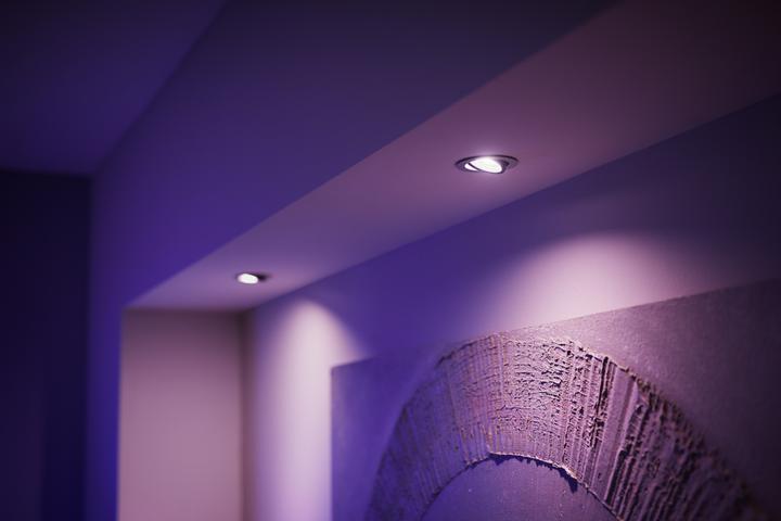 Produktbild Philips Hue Centura White & Color Ambiance (350 lm, GU10)