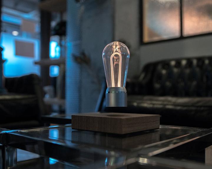 Immagine prodotto Flyte Lampada Royal a levitazione