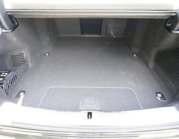 Produktbild Aristar Kofferraumwanne für Audi A8 ab 2019 (Plug-in Hybrid + Facelift 2021)