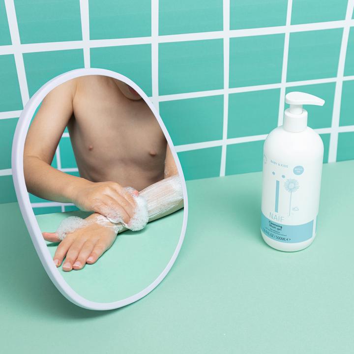 Actual product image Naïf Baby & Kids Cleansing Wash Gel Refill