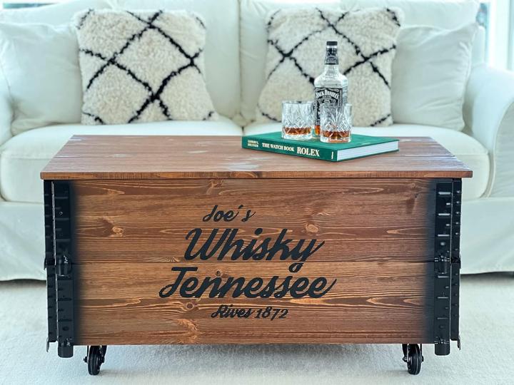 Image du produit Uncle Joe´s Table coffre à whisky