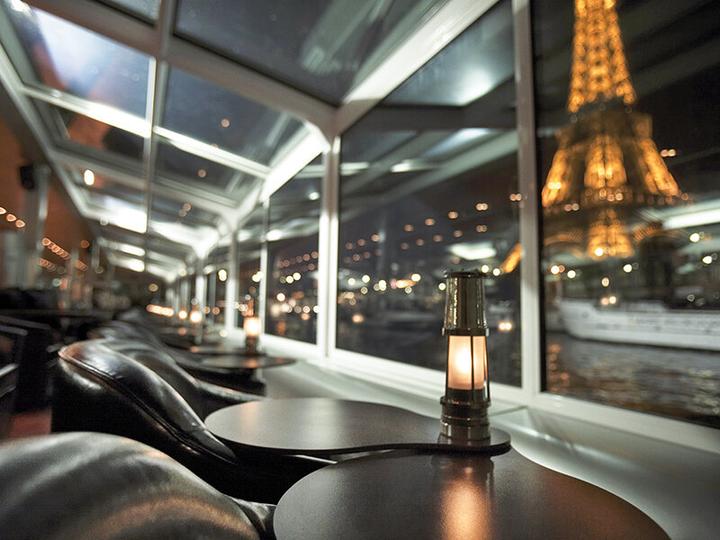 Image du produit Smartbox Croisière gourmande sur la Seine avec amuse-bouche, plat et dessert pour 2 (2 pers.)