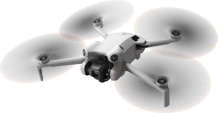 Produktbild DJI Mini 4 Pro Fly More Combo (34 min, 249 g, 48 Mpx)