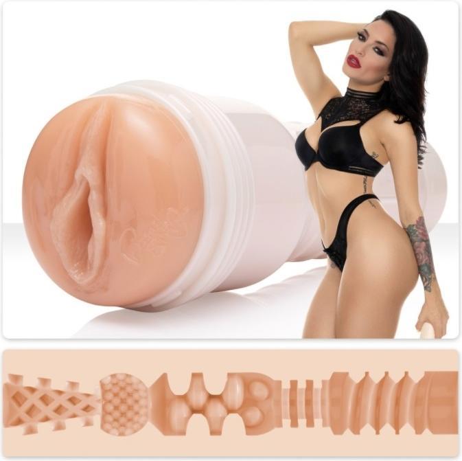 Actual product image Fleshlight Kissa Sins