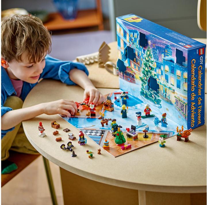 Actual product image LEGO City Advent Calendar 2023
