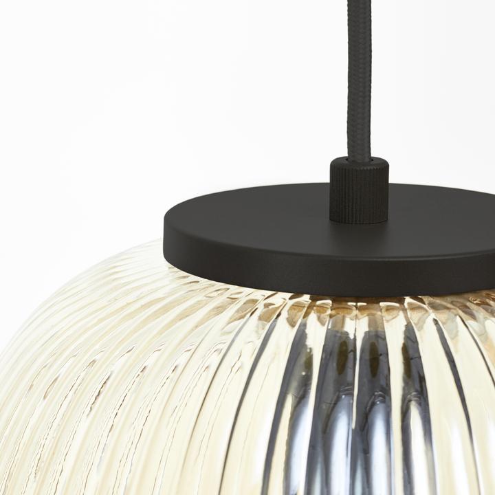 Actual product image Brilliant Suspension Kaizen 3 lampes ambre-ambre/noir mat (E27)