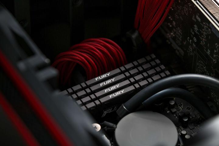 Actual product image Kingston FURY Renegade (2 x 8GB, 4600 MHz, DDR4-RAM, DIMM)