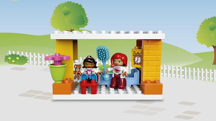 Produktbild LEGO Familienhaus (10835)