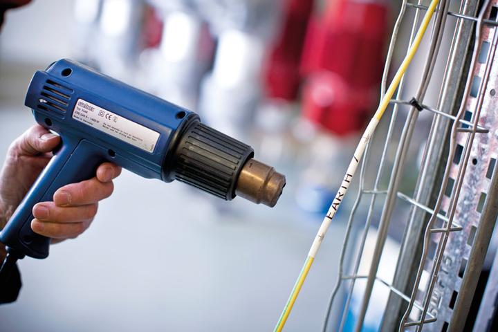 Produktbild Brother Heat-Shrink-Tube schwarz/gelb (0.90 cm, Gelb)