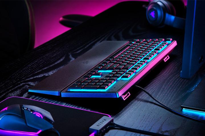 Actual product image Razer Ornata V3 X (CH, Cable)
