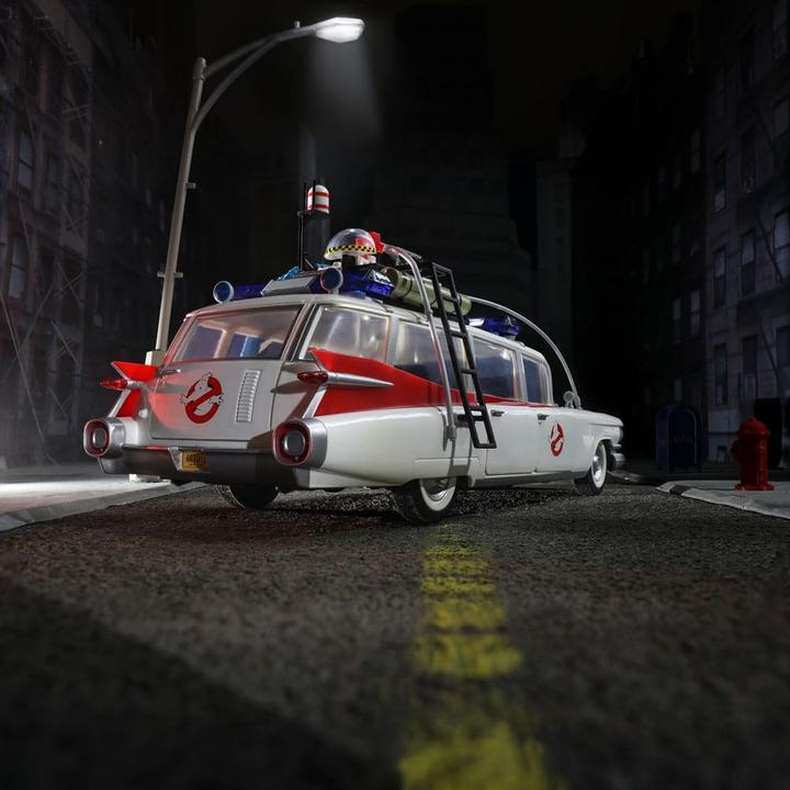 Immagine prodotto Hasbro Ghostbusters Plasma Series Fahrzeug Ecto-1 (1984)