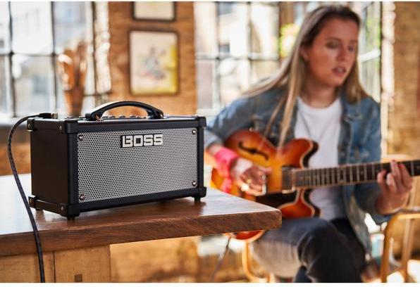 Produktbild BOSS (Electronics) D-CUBE LX Gitarrenverstärker (Gitarre, 10 W)