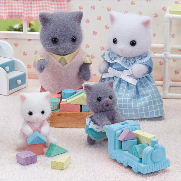 Actual product image Sylvanian Families Persian twins