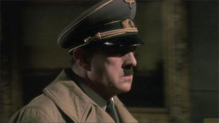 Immagine prodotto Hitler - Gli ultimi dieci giorni (DVD, Tedesco, Inglese)