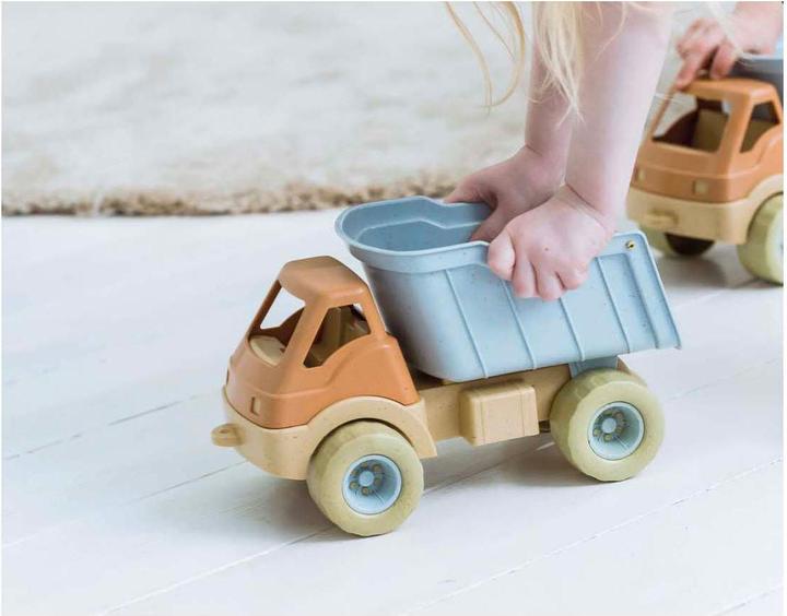 Actual product image dantoy Organic truck