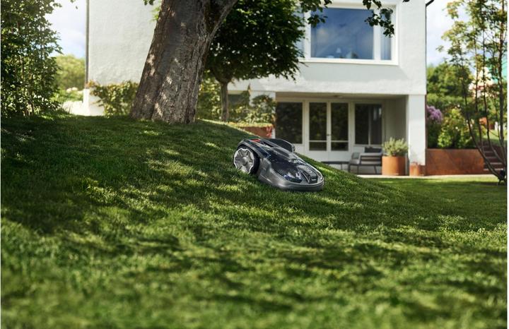 Actual product image Husqvarna AUTOMOWER 320 NERA (2200 m², Without boundary wire, Boundary wire)