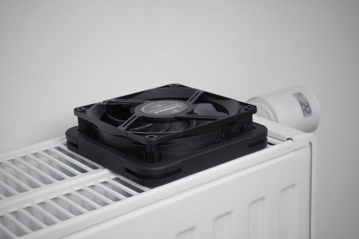 Image du produit Noctua NV-MPG1-12.black Lèvre d'étanchéité polyvalente (noire, pour ventilateur de 120 mm)