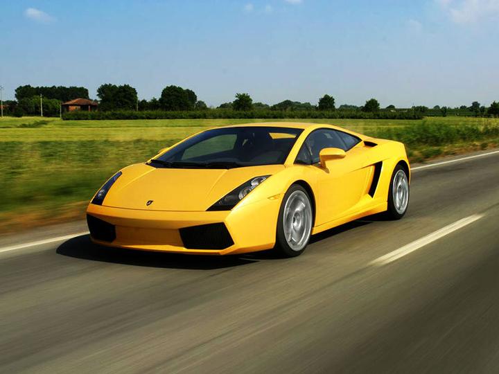 Immagine prodotto Smartbox Esperienza di guida sensazionale: viaggio di 30 minuti in Lamborghini per due persone (2 pers.)