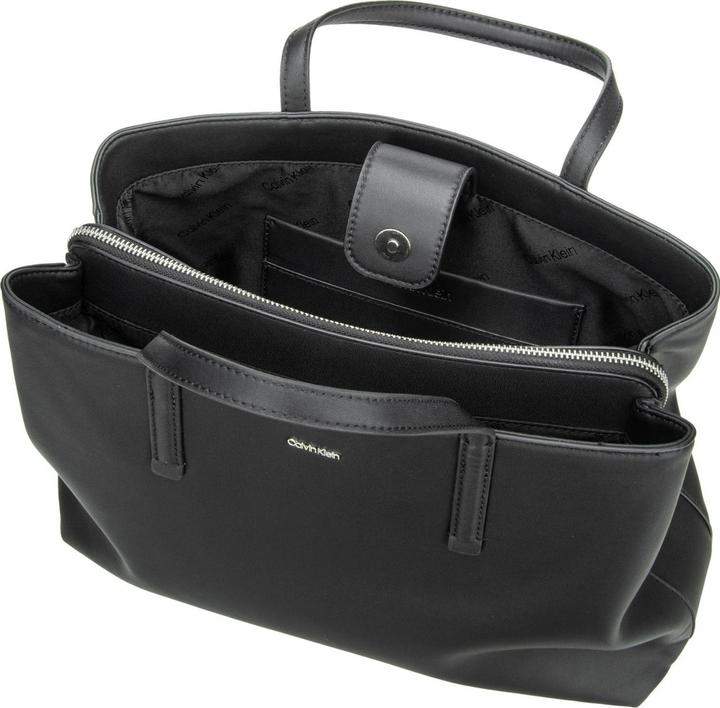 Actual product image Calvin Klein Shopper CK Must Tote MD PFA23