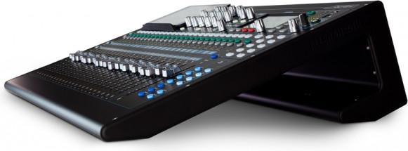 Produktbild Allen & Heath QU-24C (Studio- und Livemixer)