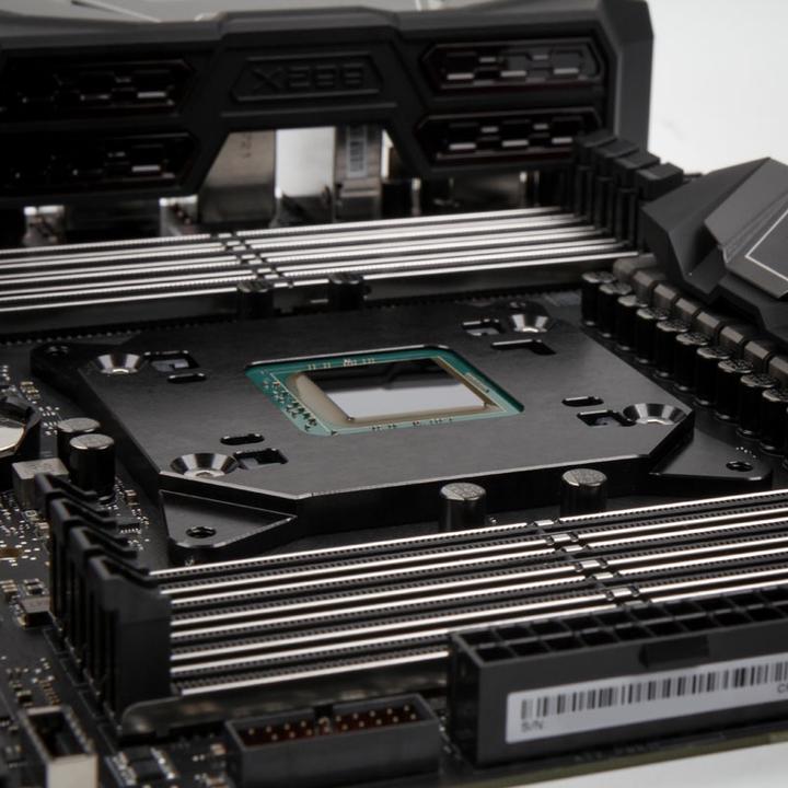 Produktbild der8auer Skylake-X Direct Die Frame