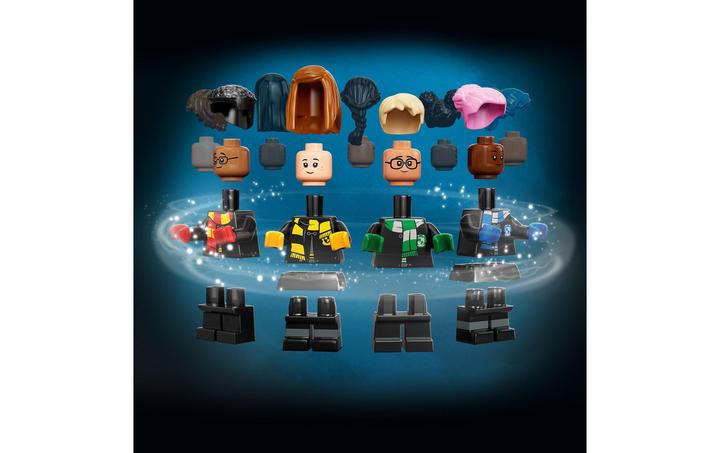 Actual product image LEGO Hogwarts magic suitcase (76399, LEGO Harry Potter)