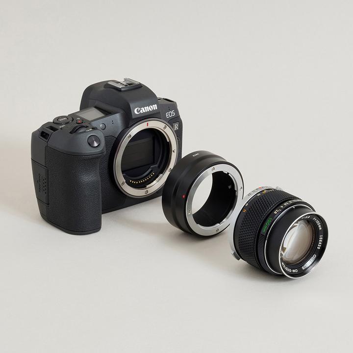 Actual product image Urth Lens Mount Adapter: Compatible with Olympus OM Lens to Canon RF Camera Body