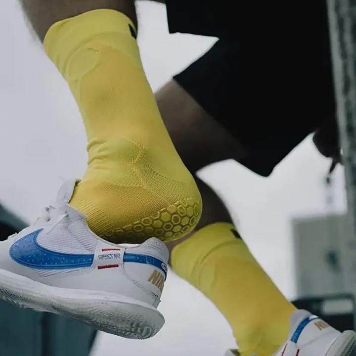 Actual product image NovoSoxx Fussballsocken Gr. 42-47 Grip Socken Fussball Strümpfe GripSoxx Gelb (42 - 46, 46 - 47)