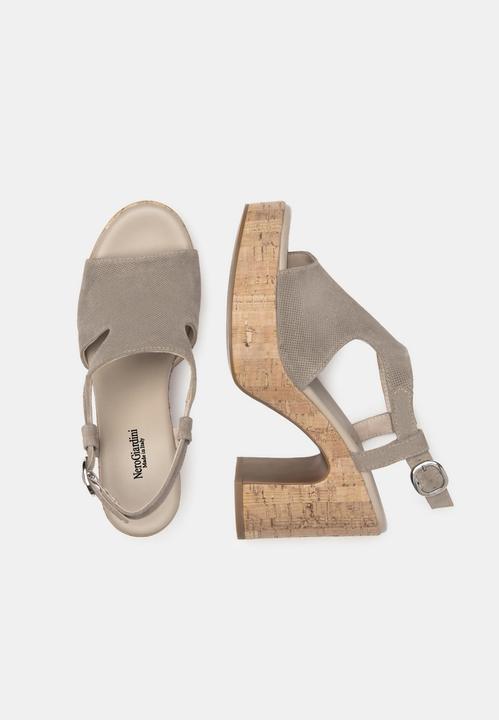 Actual product image Nero Giardini Pumps (35)