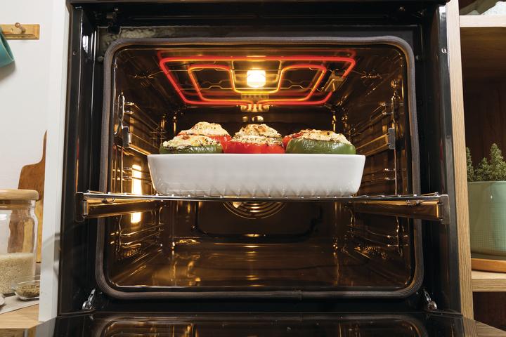 Actual product image Gorenje BPS6737E14X ED Pyrolysis
