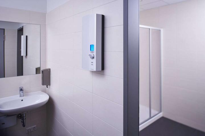 Immagine prodotto AEG Haustechnik DDLE ÖKO TD 18/21/24 kW Scaldabagno istantaneo completamente elettronico, LCD, funzione ECO, doccia