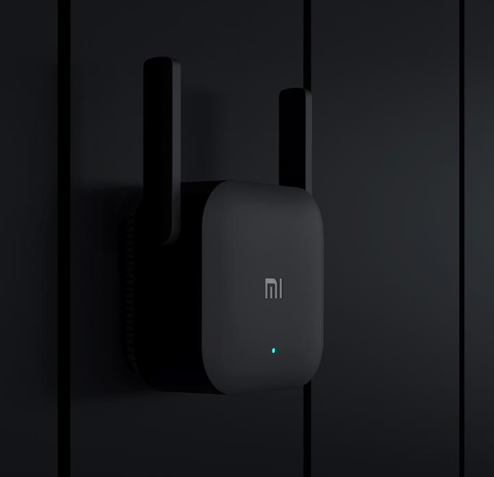 Actual product image Xiaomi Wi-Fi Range Extender Pro (300 Mbit/s)