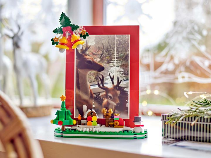 Immagine prodotto LEGO Cornice natalizia in edizione limitata (40702, LEGO DC)