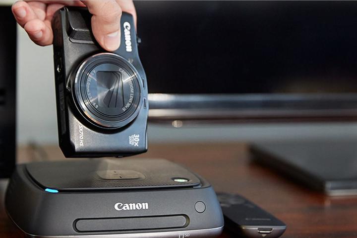 Actual product image Canon CS100 Connect Station