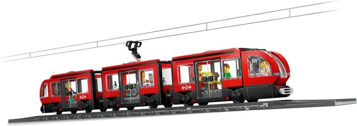 Actual product image LEGO Tram with stop (60423, LEGO City)