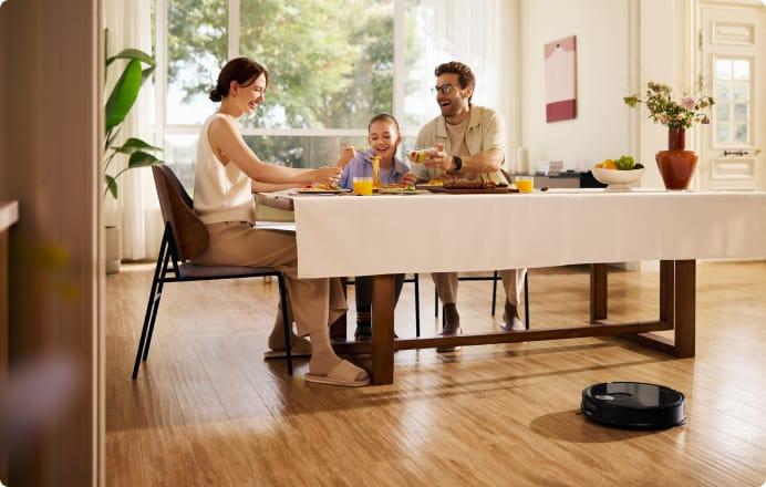 Actual product image Roborock Qrevo Slim (Vacuum mopping robot)