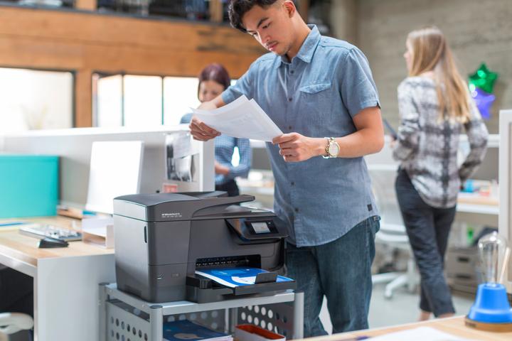 Actual product image HP Officejet Pro 8718 All-in-One - multifunction printer - color - inkjet - L (Thermal printing, Colour)