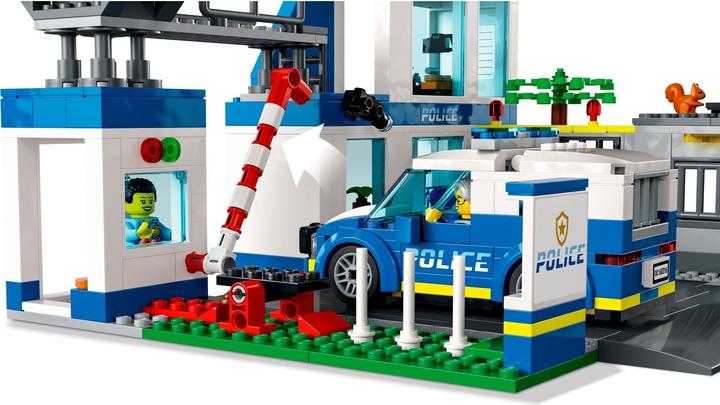 Image du produit LEGO Poste de police (60316, LEGO City)
