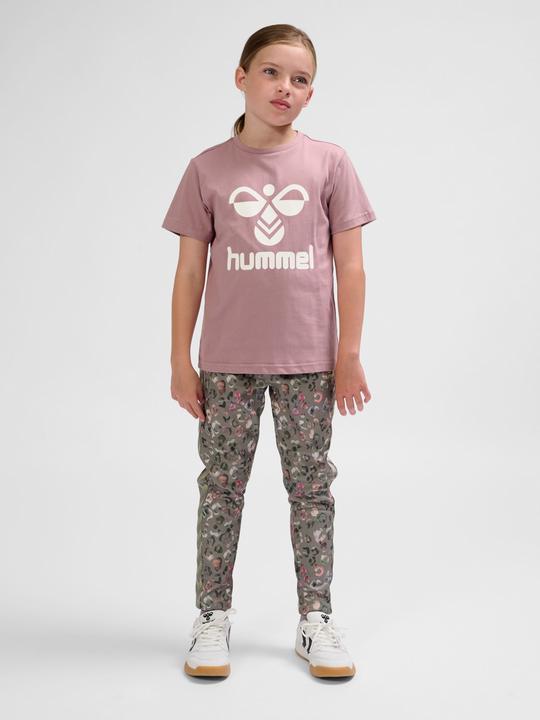 Actual product image hummel hmlTRES T-SHIRT S/S (98)