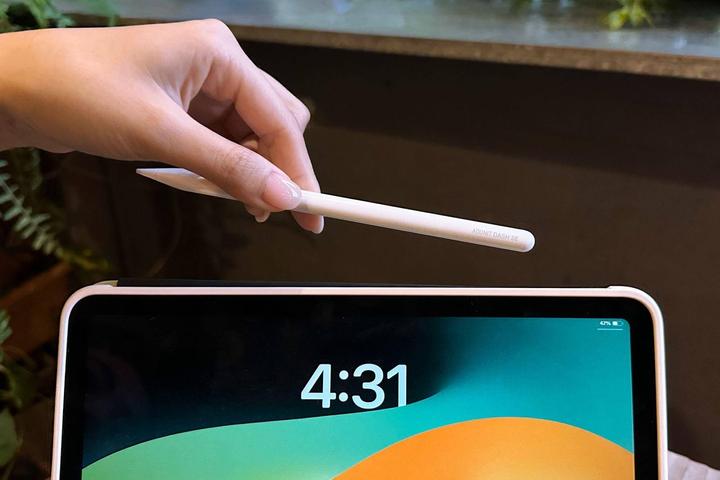 Actual product image Adonit Dash SE Stylus for iOS & Android| white| ADJDSEW (ADJDSEW)