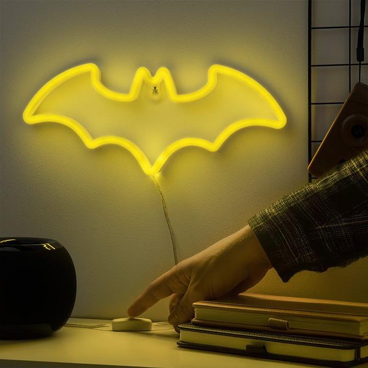 Actual product image Paladone Products DC - Batman - Lamp Murale Neon LED